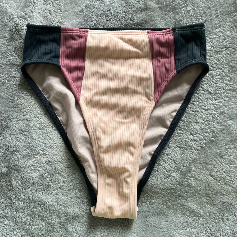 Xhilaration Pink and Black Bikini Bottom (NEVER WORN!)